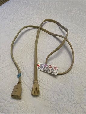 Tan Heavy Duty Electric Extension Cord Flat Angled Plug Grounded Outlet 6 Feet
